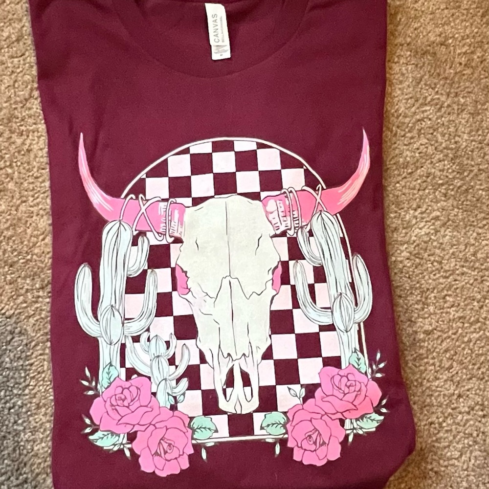 Maroon Graphic Tee with Skull and Floral Design